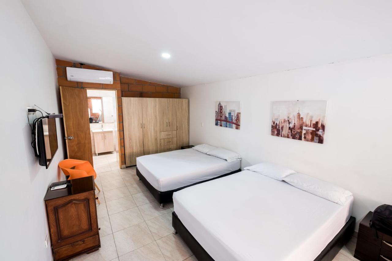Medellin Backpacker Hostel Dış mekan fotoğraf