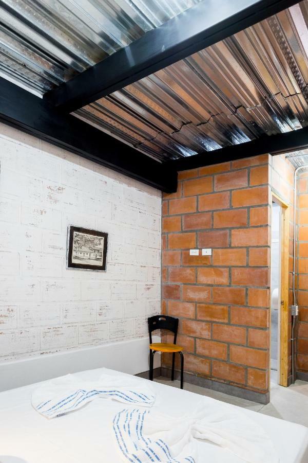 Medellin Backpacker Hostel Dış mekan fotoğraf
